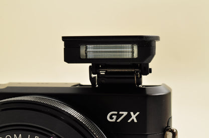 [US Duty Paid] Canon PowerShot G7X Mark II 20.1MP Compact Digital Camera US Ship