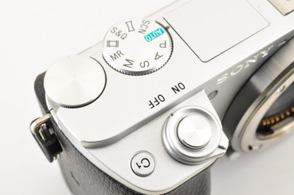 [Top Mint Count: 8090] Sony ILCE-6400Y A6400 Silver w/ SELP1650 SEL55210 US Ship