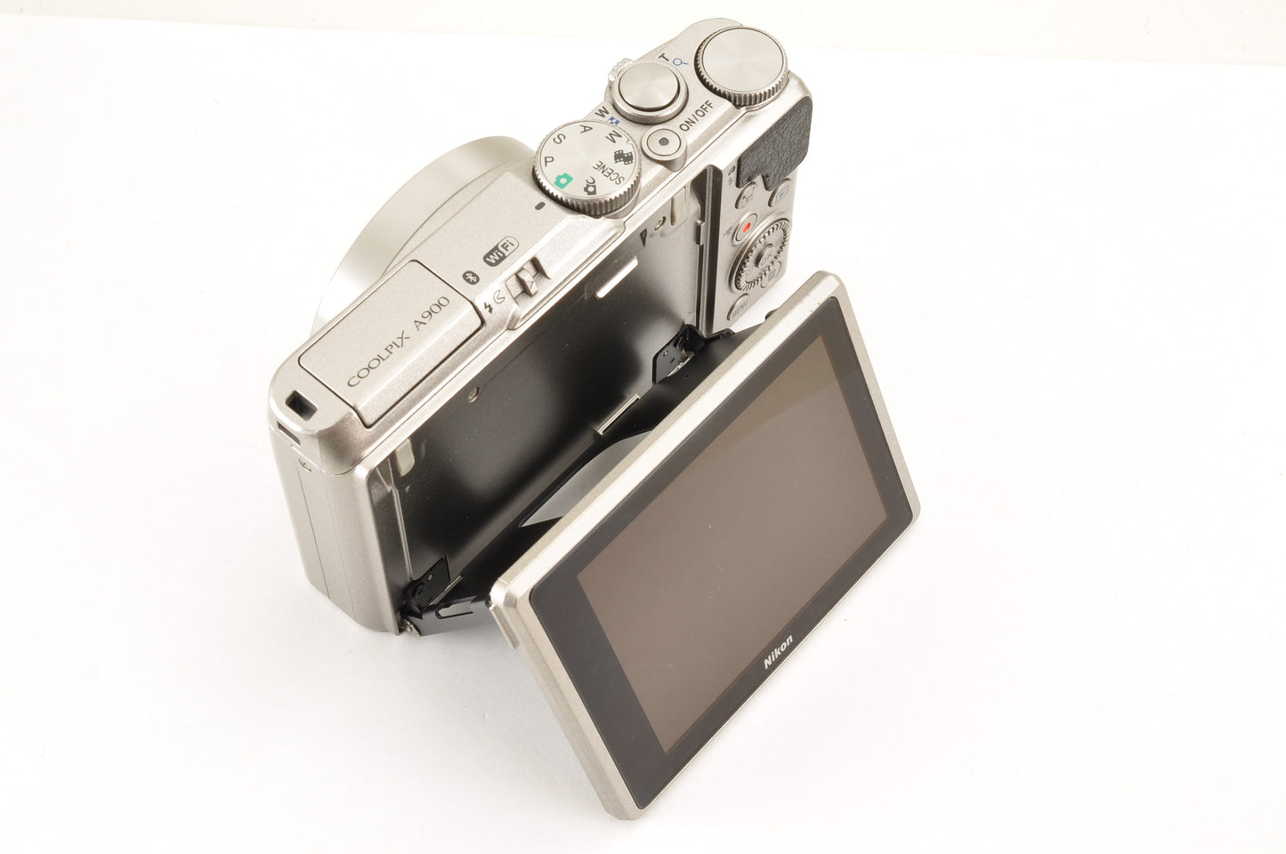 [Top Mint in BOX] Nikon COOLPIX A900 Silver 20.3MP Compact Digital Camera US OR