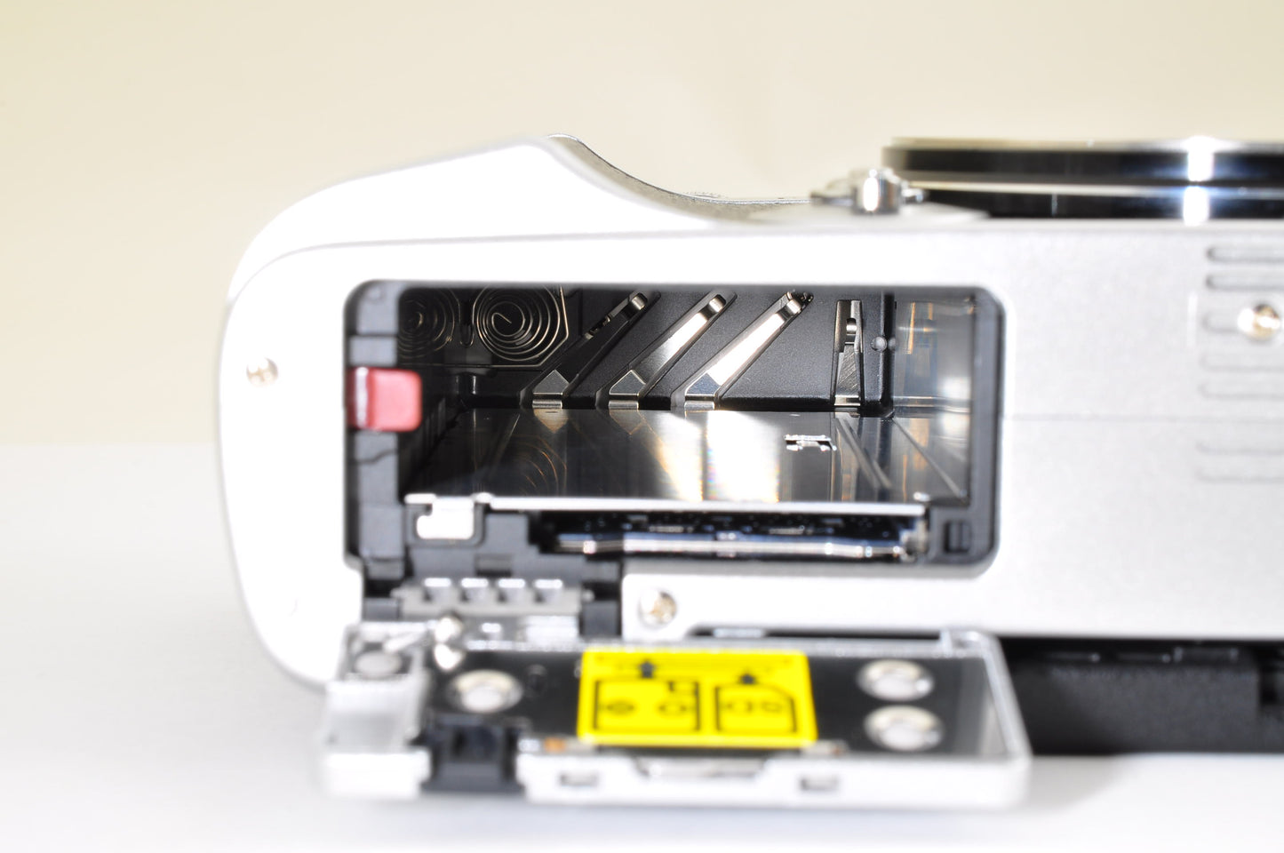 [US Duty Paid] OLYMPUS PEN E-P7 Mirrorless Camera Silver Body only US Ships