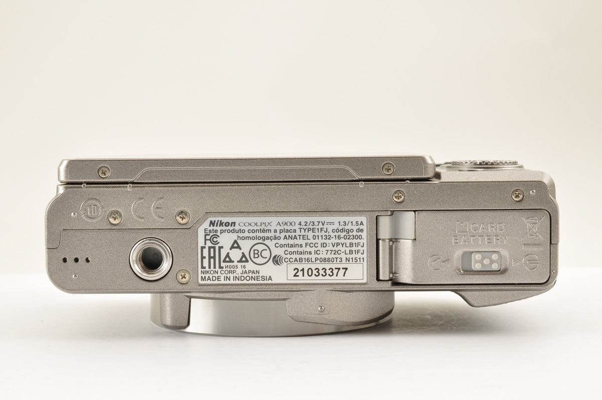 [Mint+++] Nikon COOLPIX A900 Silver 20.3MP Compact Digital Camera US OR Stock