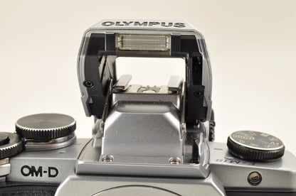 [Mint] OLYMPUS OM-D E-M10 Mirrorless Camera w/ 14-42mm 40-150mm Lens US OR Stock