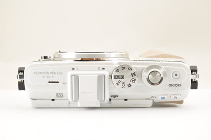 [US Duty Paid] OLYMPUS PEN E-PL7 Mirrorless Digital Camera 16.1MP W zoom Lens