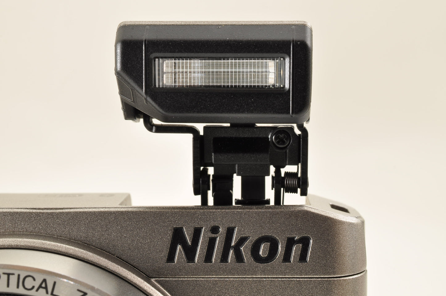 [Top Mint+ in BOX] Nikon COOLPIX A900 Silver 20.3MP Compact Digital Camera OR US