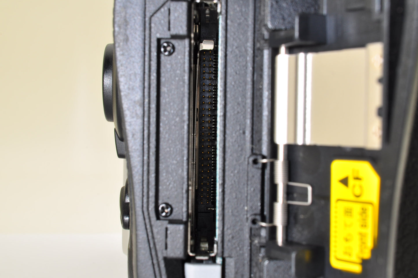 [US Duty Paid] Nikon D700 12.1MP Digital SLR Camera Body Count: 11297 US Ships