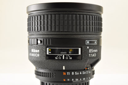 [Almost Mint] Nikon AF Nikkor 85mm F/1.4 D IF Portrait Prime Lens F Mount USA