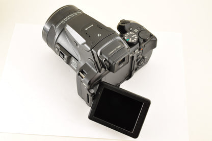 [Top Mint] Nikon COOLPIX P900 Compact Digital Camera 16MP 83x Zoom US OR Stock