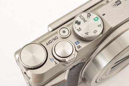 [Mint+++] Nikon COOLPIX A900 Silver 20.3MP Compact Digital Camera US OR Stock