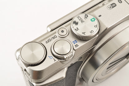 [Top Mint in BOX] Nikon COOLPIX A900 Silver 20.3MP Compact Digital Camera US OR