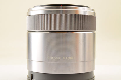 [Mint+++++] SONY E 30mm f/3.5 SEL30M35 SILVER E-Mount Macro Lens Ship from USA