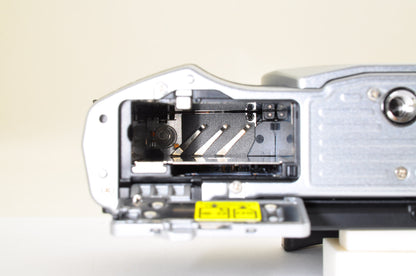 [US Duty Paid] OLYMPUS OM-D E-M10 Mirrorless Camera w/ 14-42mm 40-150 Lens USA