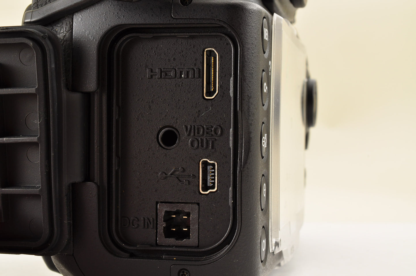 [Mint+ Count: 63] Nikon D700 12.1MP FX Digital SLR Camera Body Ship from USA