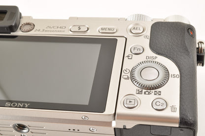 [US Duty Paid] SONY A6000 ILCE-6000Y SILVER w/ SELP1650 & SEL55210 SC:10320 USA