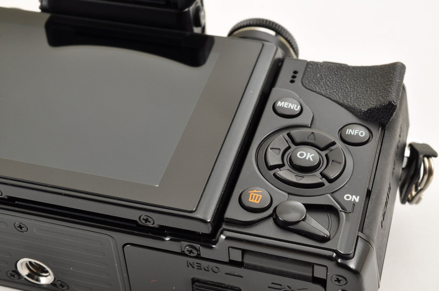 [US Duty Paid] OLYMPUS OM-D E-M10 Mirrorless Camera w/ 14-42mm 40-150mm Lens US