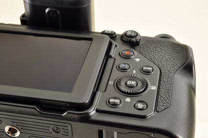 [Top Mint+ in BOX] Nikon COOLPIX P1000 x125 16.0MP Zoom 24-3000mm Ship from US