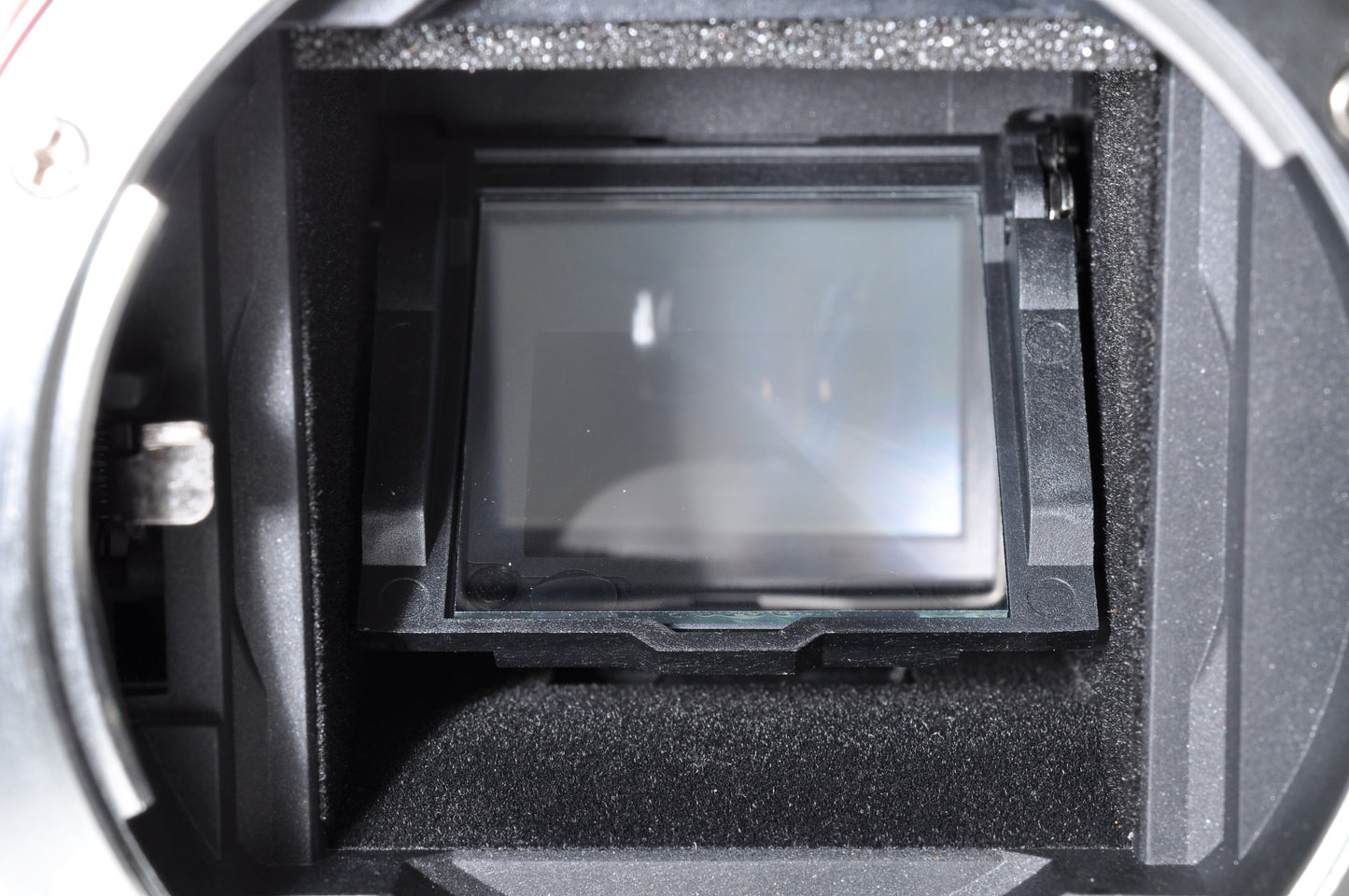 [Mint+] Nikon D5200 24.1MP Digital SLR Red w/18-55mm & 55-200mm VR US Ships