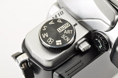 [US Duty Paid] OLYMPUS OM-D E-M10 Mirrorless Camera w/ 14-42mm 40-150mm Lens US