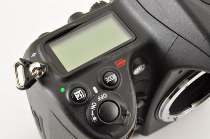 [Mint+ Count: 4191] Nikon D700 12.1MP FX Digital SLR Camera Body Ship from USA