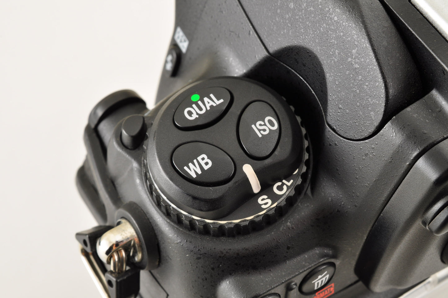 [Mint+ Count: 63] Nikon D700 12.1MP FX Digital SLR Camera Body Ship from USA