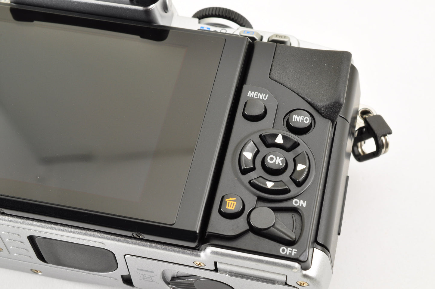 [Mint+] OLYMPUS OM-D E-M5 Silver Digital mirrorless w/ 12-50mm EZ Ship from US