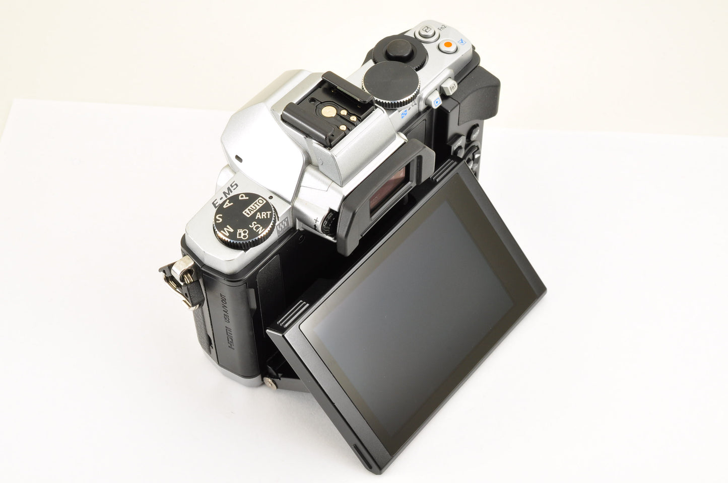 [Mint+] OLYMPUS OM-D E-M5 Silver Digital mirrorless w/ 12-50mm EZ Ship from US