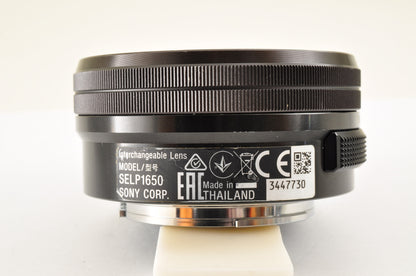 [Mint] SONY Alpha A6000 Mirrorless Camera Silver w/ SELP1650 & SEL16F28 USA