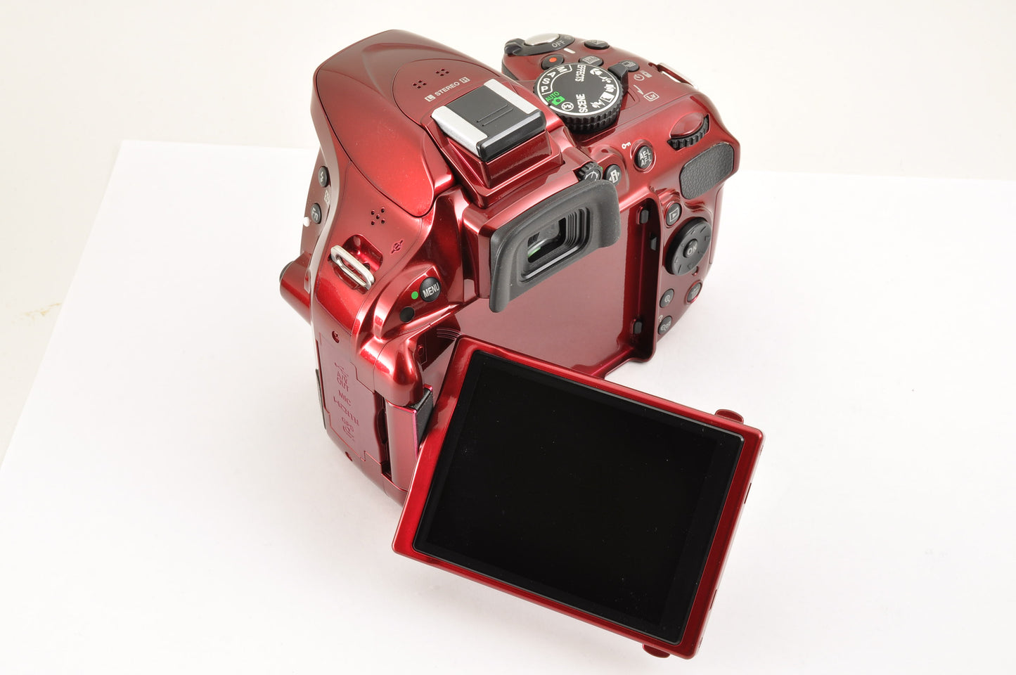 [Mint+] Nikon D5200 24.1MP Digital SLR Red w/18-55mm & 55-200mm VR US Ships