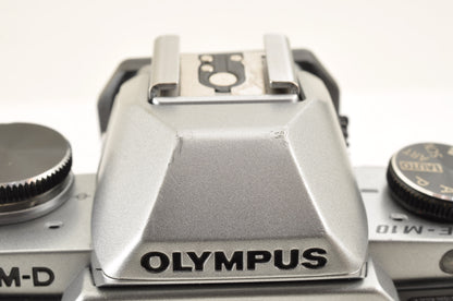 [Mint] OLYMPUS OM-D E-M10 Mirrorless Camera w/ 14-42mm 40-150mm Lens US OR Stock