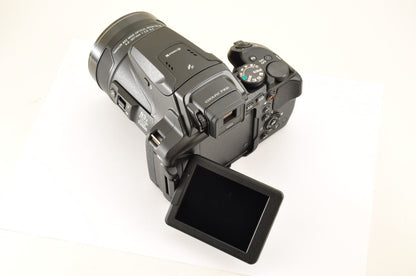 [Top Mint+] Nikon COOLPIX P900 Black 83x zoom 16MP Compact Digital Camera US OR