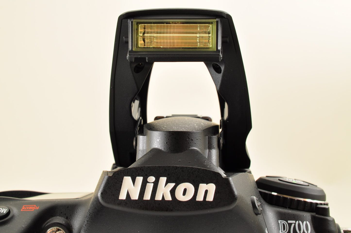 [Mint+ Count: 63] Nikon D700 12.1MP FX Digital SLR Camera Body Ship from USA