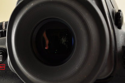 [US Duty Paid] Nikon D700 12.1MP Digital SLR Camera Body Count: 7117 US Ships