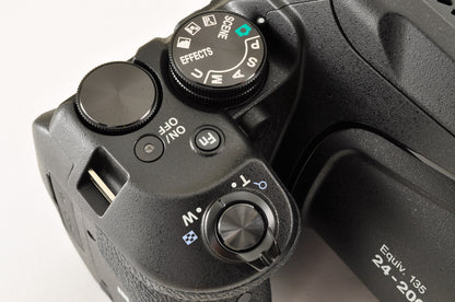 [Top Mint+] Nikon COOLPIX P900 Black 83x zoom 16MP Compact Digital Camera US OR