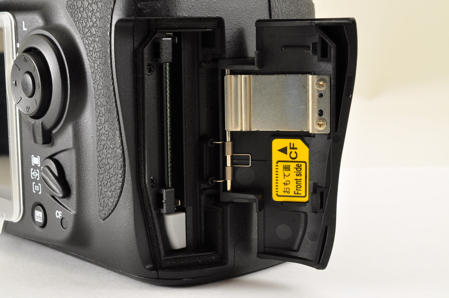 [Mint+ Count: 4191] Nikon D700 12.1MP FX Digital SLR Camera Body Ship from USA