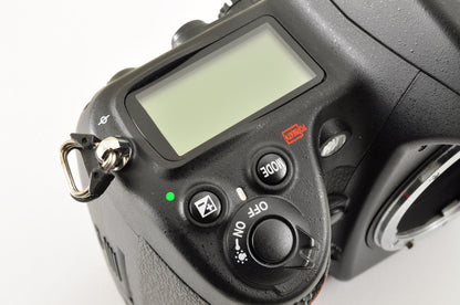 [Mint+ Count:2977] Nikon D700 12.1MP FX Digital SLR Camera Body Ship from USA