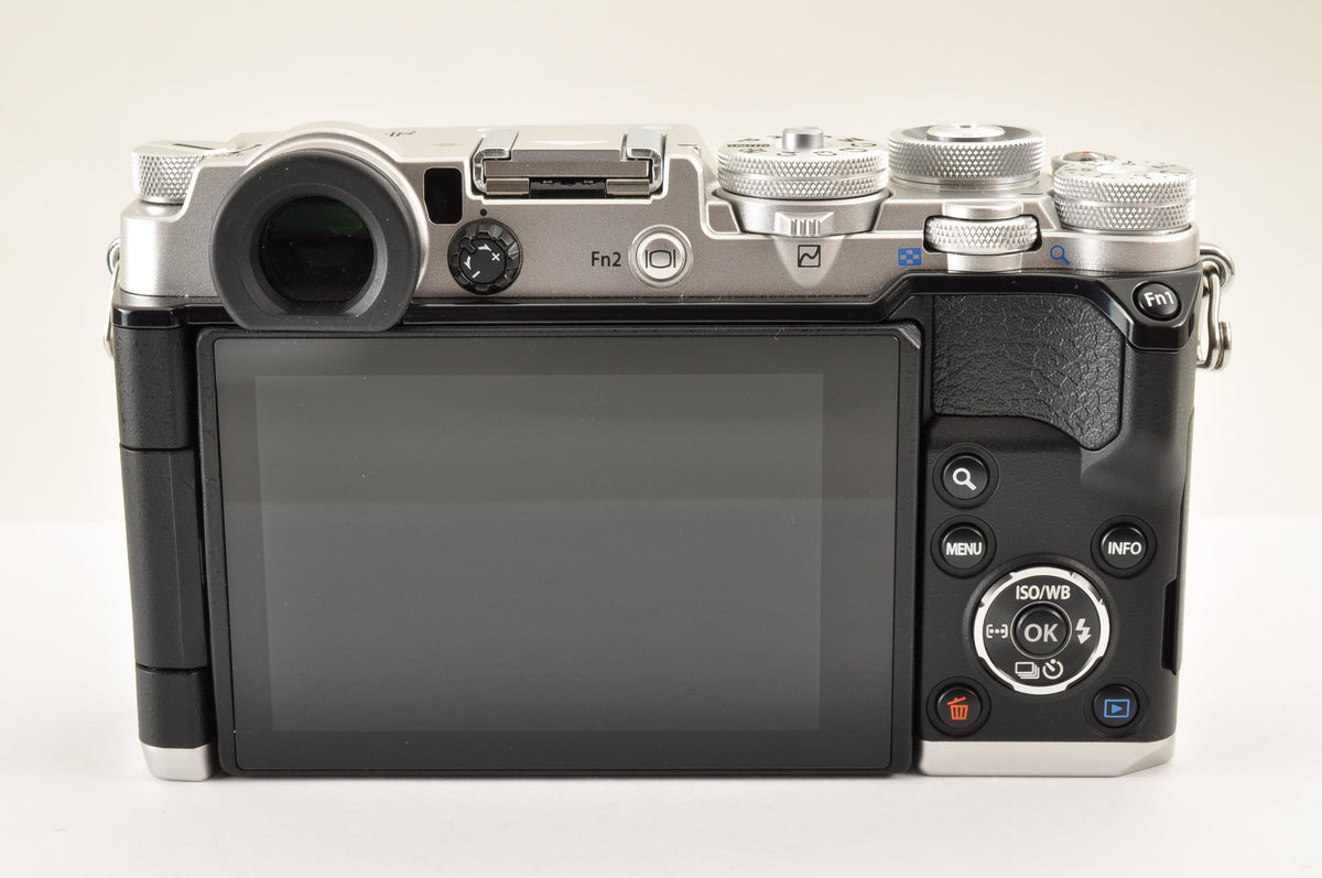 [Top Mint+++] Olympus PEN-F 20.3MP Digital Mirrorless Silver Body SC: 405 US OR