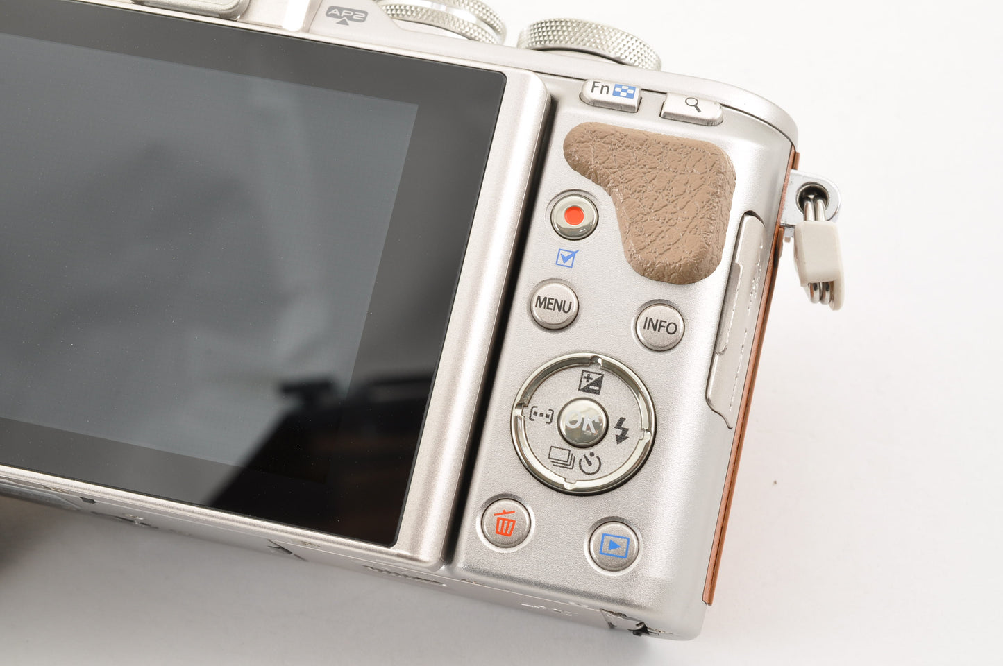 [US Duty Paid] OLYMPUS PEN E-PL8 Brown 14-42mm 40-150mm Lens Count:1917 From USA