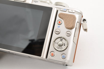 [US Duty Paid] OLYMPUS PEN E-PL8 Brown 14-42mm 40-150mm Lens Count:1917 From USA