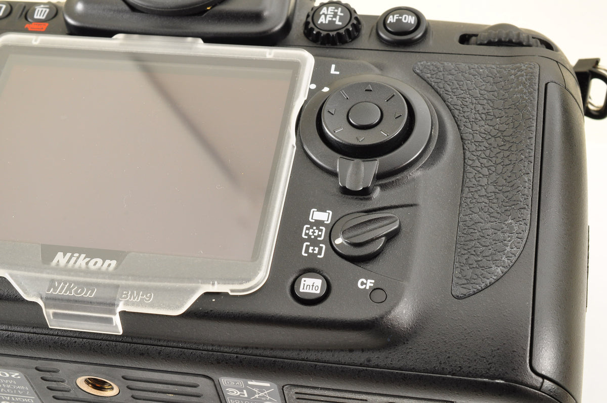 [Mint+++ SC: 6888] Nikon D700 12.1MP FX Digital SLR Camera Body Ship from US OR