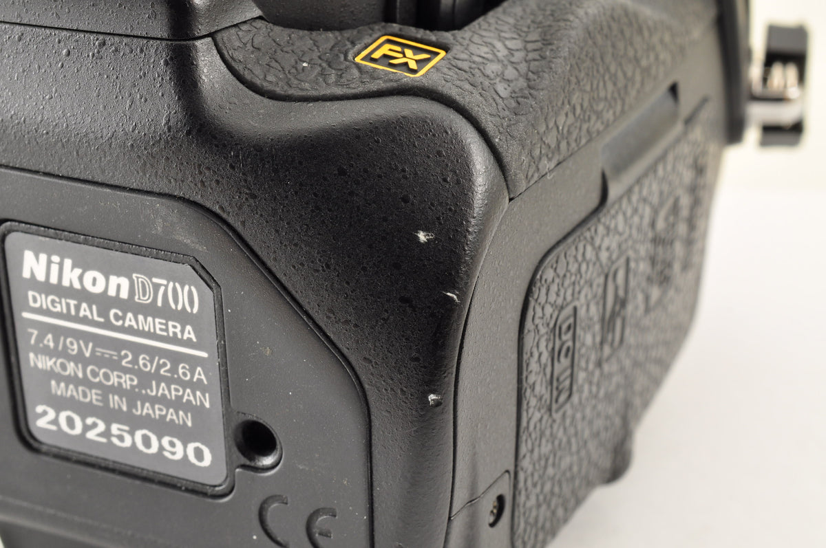 [Mint+++ SC: 6888] Nikon D700 12.1MP FX Digital SLR Camera Body Ship from US OR