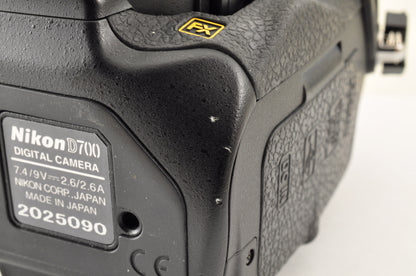 [Mint+++ SC: 6888] Nikon D700 12.1MP FX Digital SLR Camera Body Ship from US OR