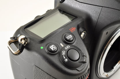 [Top Mint+++ Count: 2851] Nikon D700 12.1MP Digital SLR Camera Body From USA