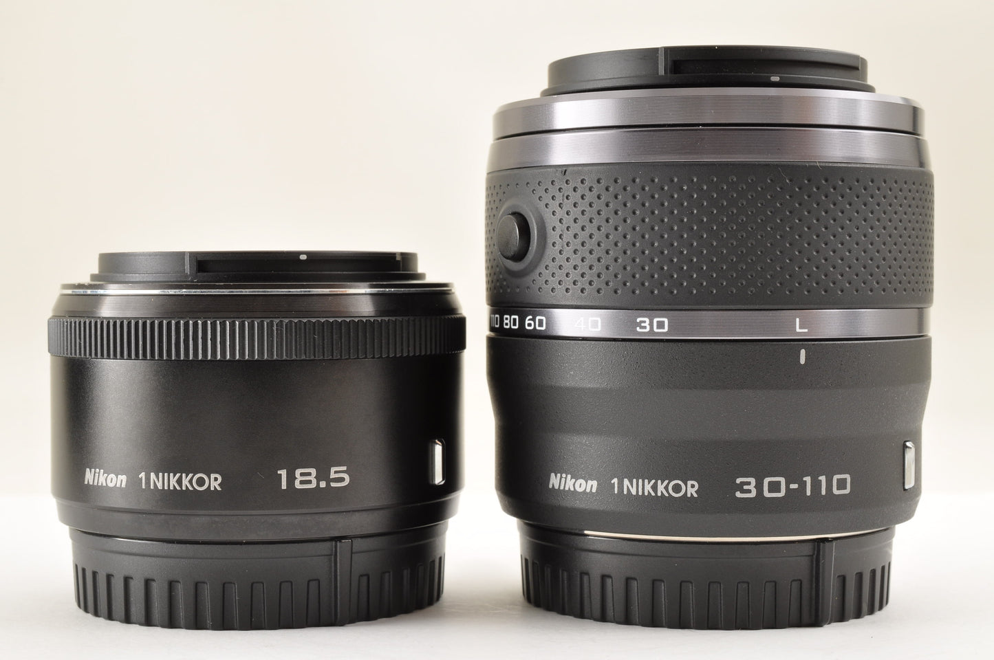 [Mint+ SC: 7296] Nikon 1 J5 Black Double Lens 18.5mm & 30-110mm VR Ship from US