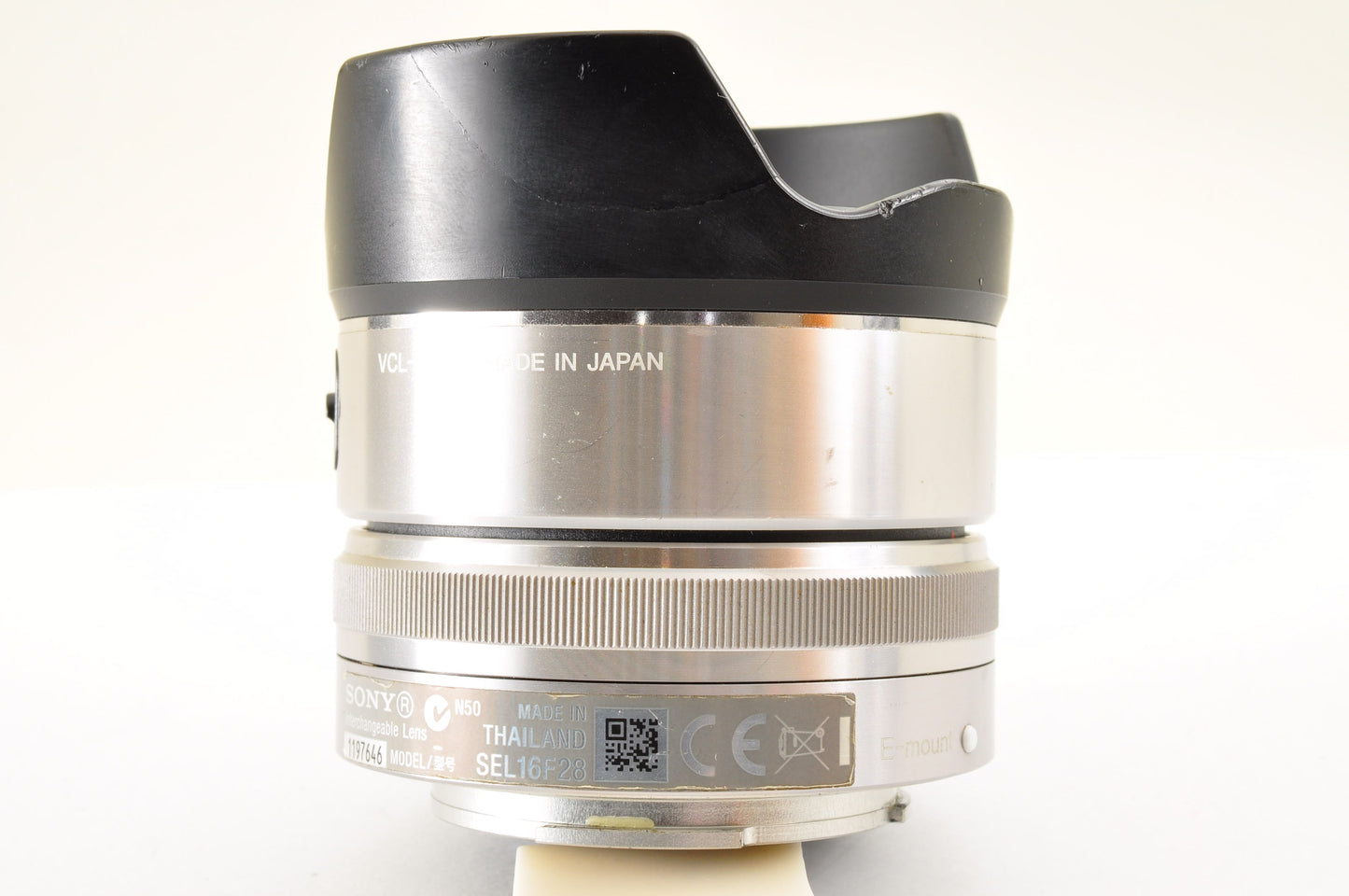 [Mint] SONY Alpha A6000 Mirrorless Camera Silver w/ SELP1650 & SEL16F28 USA