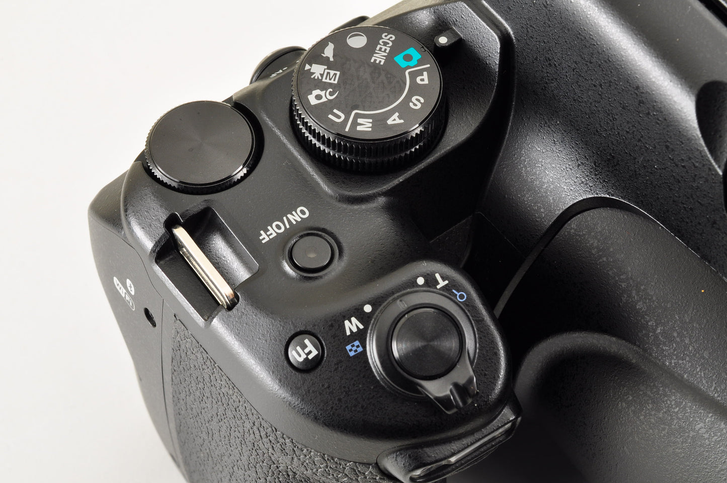 [US Duty Paid] Nikon COOLPIX P1000 x125 16.0MP Zoom 24-3000mm in BAG US Ships