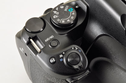 [US Duty Paid] Nikon COOLPIX P1000 x125 16.0MP Zoom 24-3000mm in BAG US Ships