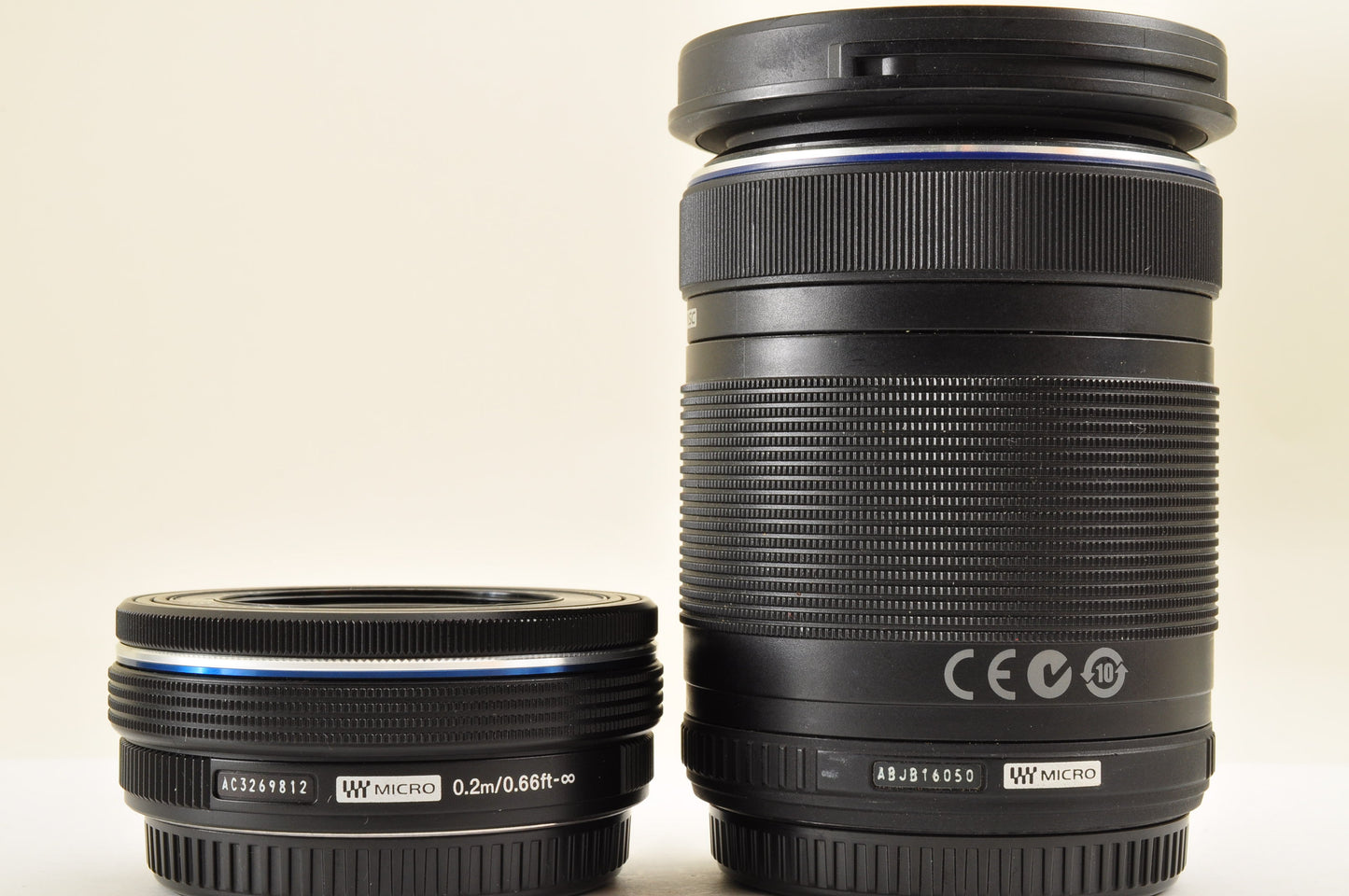 [US Duty Paid] OLYMPUS OM-D E-M10 Mirrorless Camera w/ 14-42mm 40-150mm Lens US