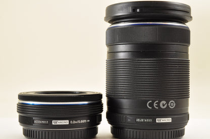 [US Duty Paid] OLYMPUS OM-D E-M10 Mirrorless Camera w/ 14-42mm 40-150mm Lens US
