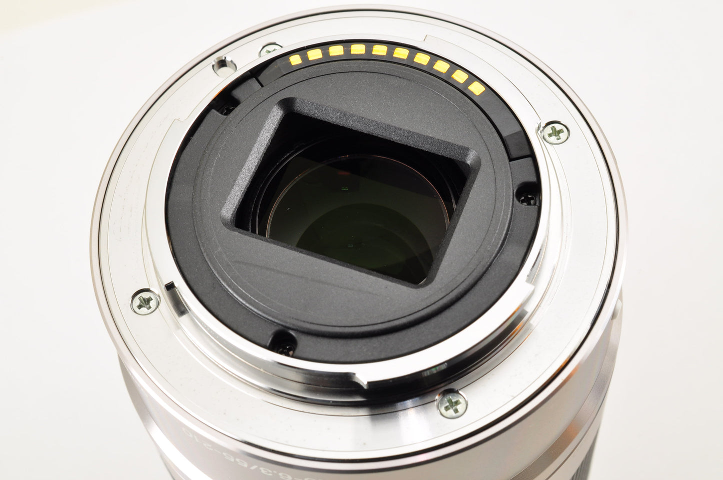 [US Duty Paid] SONY A6000 ILCE-6000Y SILVER w/ SELP1650 & SEL55210 SC: 1162 USA