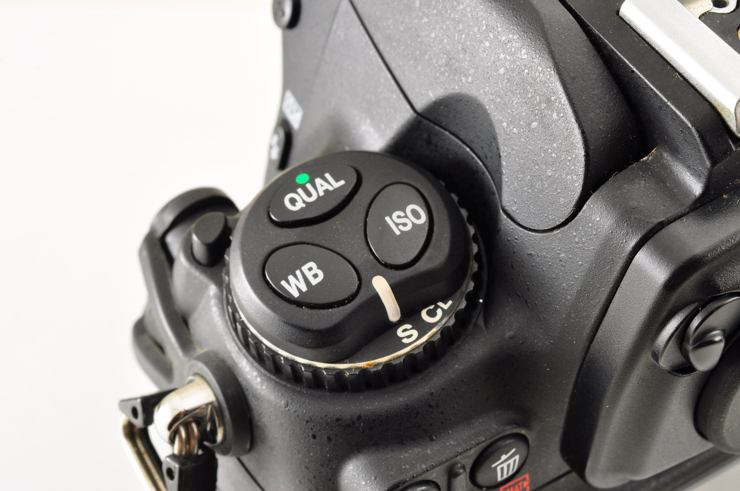 [Top Mint+++ Count: 2851] Nikon D700 12.1MP Digital SLR Camera Body From USA