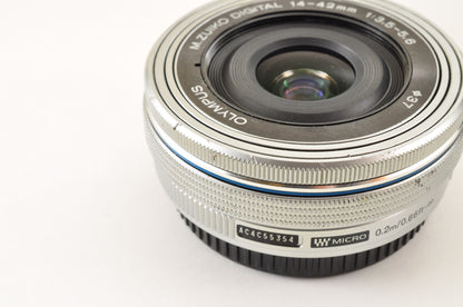 [Mint+ in BOX] OLYMPUS PEN E-PL7 Mirrorless Digital Camera 16.1MP W zoom Lens US